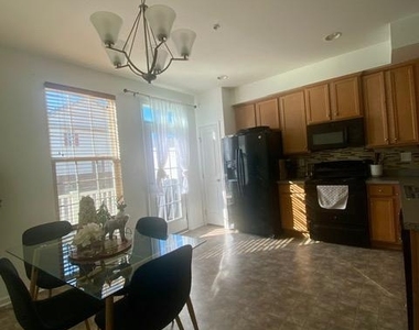 7237 Yesterday Lane - Photo Thumbnail 11