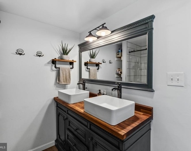 6510 Haviland Mill Road - Photo Thumbnail 15
