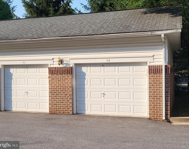 5800 Clipper Lane - Photo Thumbnail 18