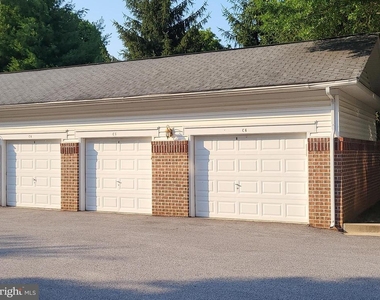 5800 Clipper Lane - Photo Thumbnail 19