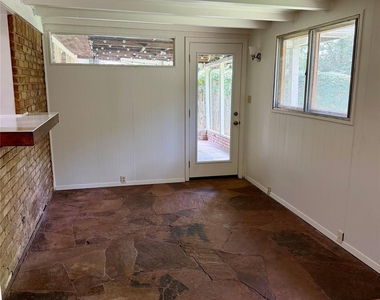 5510 Delwood Dr - Photo Thumbnail 11