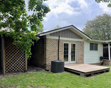 5510 Delwood Dr - Photo Thumbnail 17