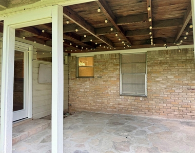 5510 Delwood Dr - Photo Thumbnail 14