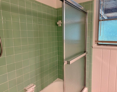 5510 Delwood Dr - Photo Thumbnail 10