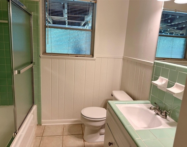 5510 Delwood Dr - Photo Thumbnail 9