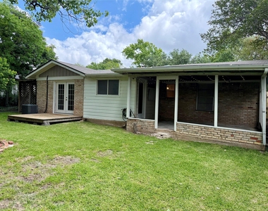 5510 Delwood Dr - Photo Thumbnail 18