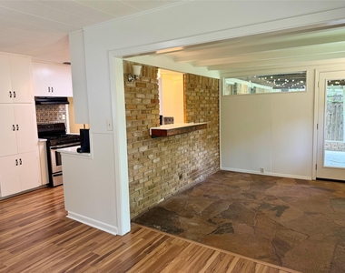 5510 Delwood Dr - Photo Thumbnail 12