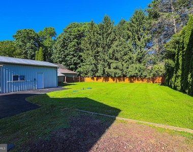 2412 Rocks Road - Photo Thumbnail 6
