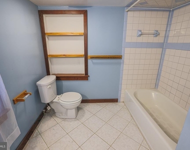 2412 Rocks Road - Photo Thumbnail 37