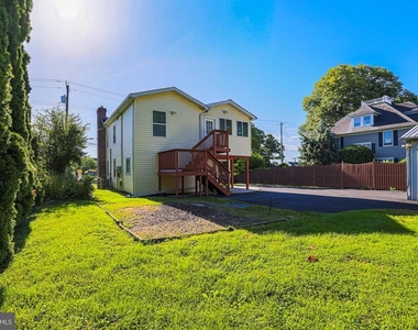 2412 Rocks Road - Photo Thumbnail 7