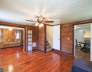 2412 Rocks Road - Photo Thumbnail 17