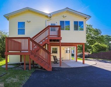 2412 Rocks Road - Photo Thumbnail 9