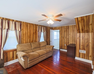 2412 Rocks Road - Photo Thumbnail 20