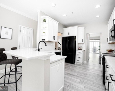 735 Perthshire Place - Photo Thumbnail 14