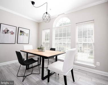 735 Perthshire Place - Photo Thumbnail 21