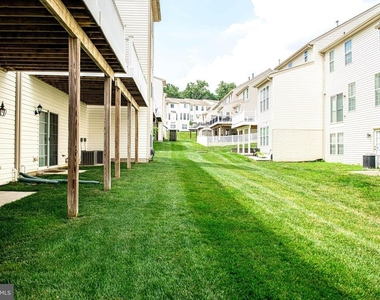 735 Perthshire Place - Photo Thumbnail 33