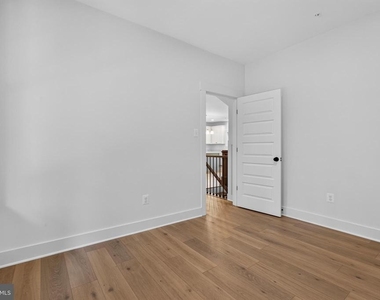 1490 Thurston Road - Photo Thumbnail 42