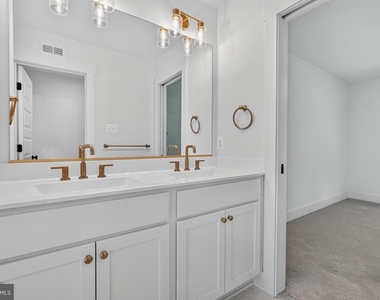 1490 Thurston Road - Photo Thumbnail 31