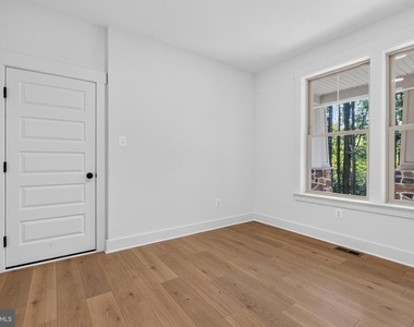 1490 Thurston Road - Photo Thumbnail 41