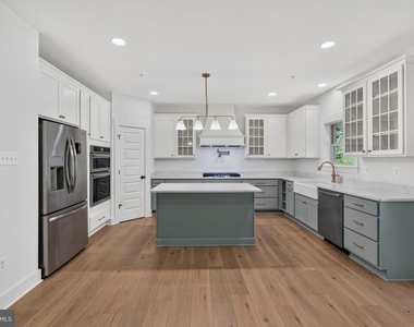 1490 Thurston Road - Photo Thumbnail 12