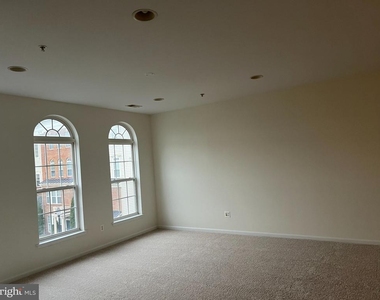 1822 Wheyfield Drive - Photo Thumbnail 5