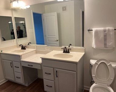 1822 Wheyfield Drive - Photo Thumbnail 13