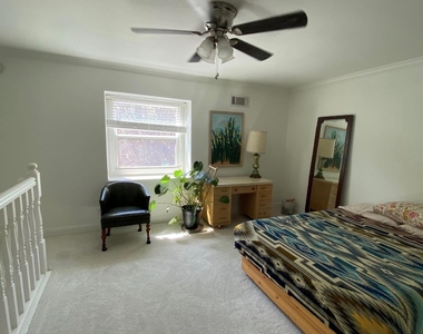 2500 Steck Ave - Photo Thumbnail 13