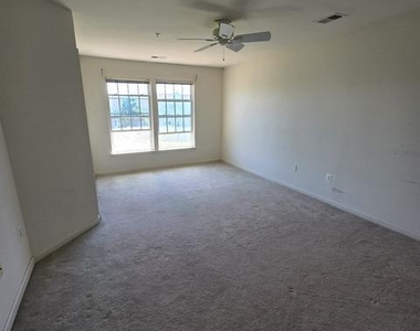6645 Mcgrath Place - Photo Thumbnail 12
