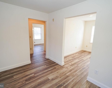 800 Travers Street - Photo Thumbnail 5