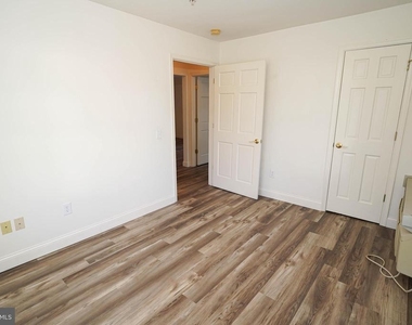 800 Travers Street - Photo Thumbnail 23