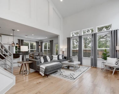 9710 Tanglemede St - Photo Thumbnail 4