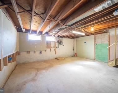 3167 Ryerson - Photo Thumbnail 18
