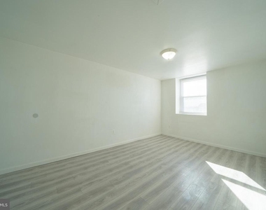 3167 Ryerson - Photo Thumbnail 10