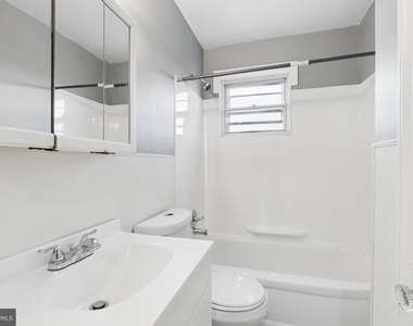 7136 Eastbrook Avenue - Photo Thumbnail 9