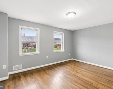 7136 Eastbrook Avenue - Photo Thumbnail 8