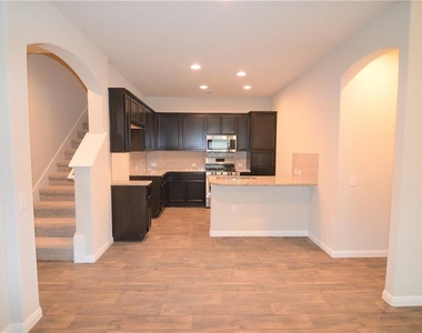 14204 Handel Dr - Photo Thumbnail 7