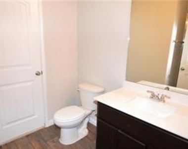 14204 Handel Dr - Photo Thumbnail 27