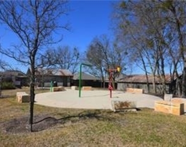 14204 Handel Dr - Photo Thumbnail 34