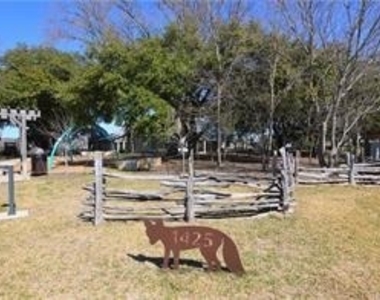 14204 Handel Dr - Photo Thumbnail 32