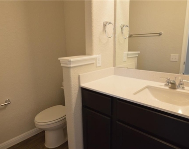 14204 Handel Dr - Photo Thumbnail 16