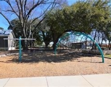 14204 Handel Dr - Photo Thumbnail 33