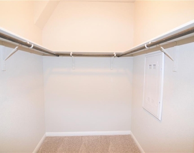 14204 Handel Dr - Photo Thumbnail 15