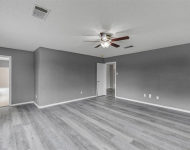 2514 Byfield Dr - Photo Thumbnail 22