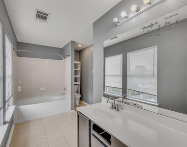 2514 Byfield Dr - Photo Thumbnail 23