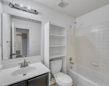 2514 Byfield Dr - Photo Thumbnail 17
