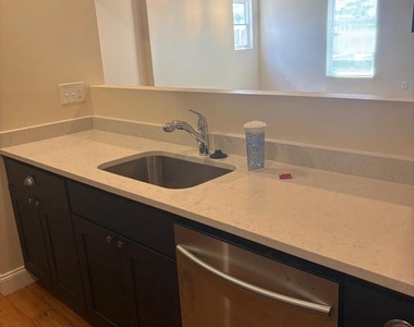 765 Washington Boulevard - Photo Thumbnail 7