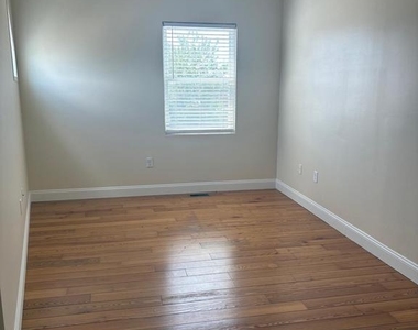 765 Washington Boulevard - Photo Thumbnail 13
