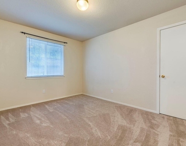 7715 Elkhorn Mountain Trl - Photo Thumbnail 19