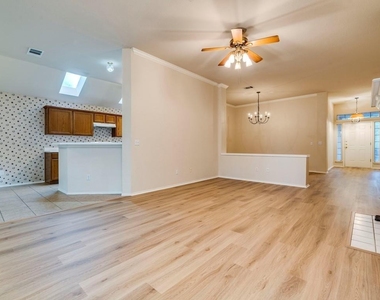 7715 Elkhorn Mountain Trl - Photo Thumbnail 6