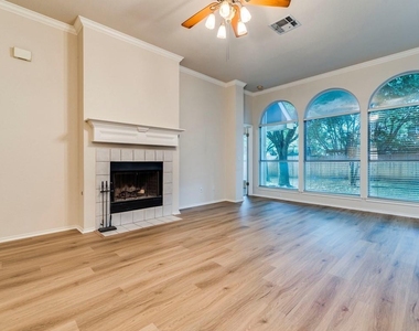 7715 Elkhorn Mountain Trl - Photo Thumbnail 4